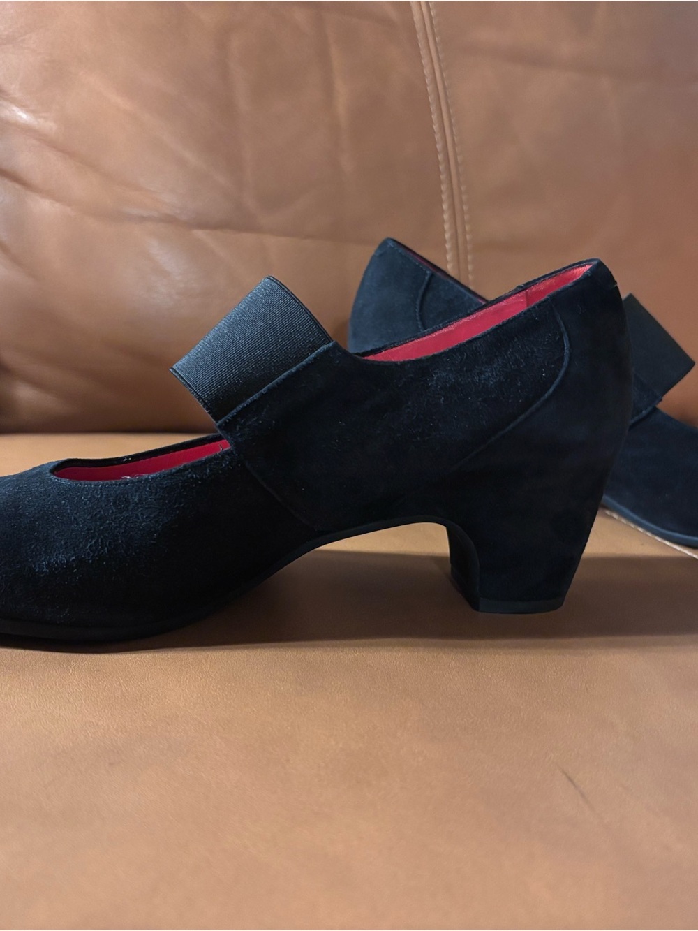 Classic Black Suede Mary Jane-Inspired Pas De Rouge Pumps - Picture 9 of 10